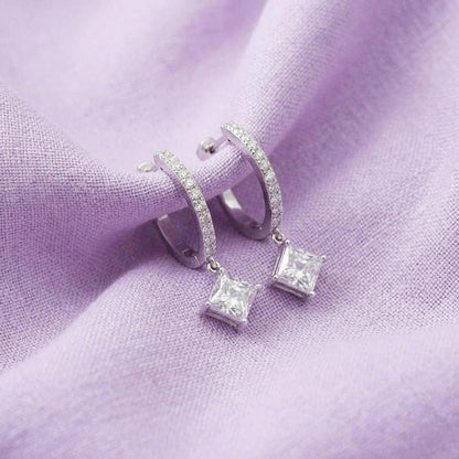 Flawless Glow Diamond Silver Earring (SEH-AG001)